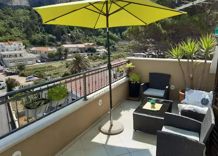 شقة Two Bedroom With Sea View *